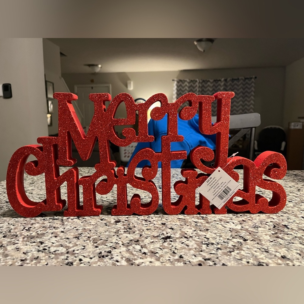⭐️ Red merry Christmas table top decor